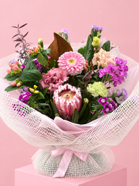 New Born Baby Flowers Box