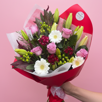 - Graduation special flowers bunch