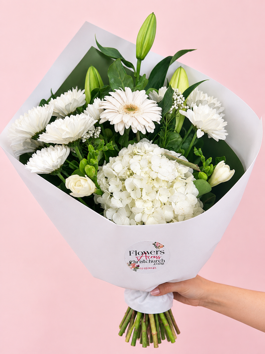 Green & White special bouquet