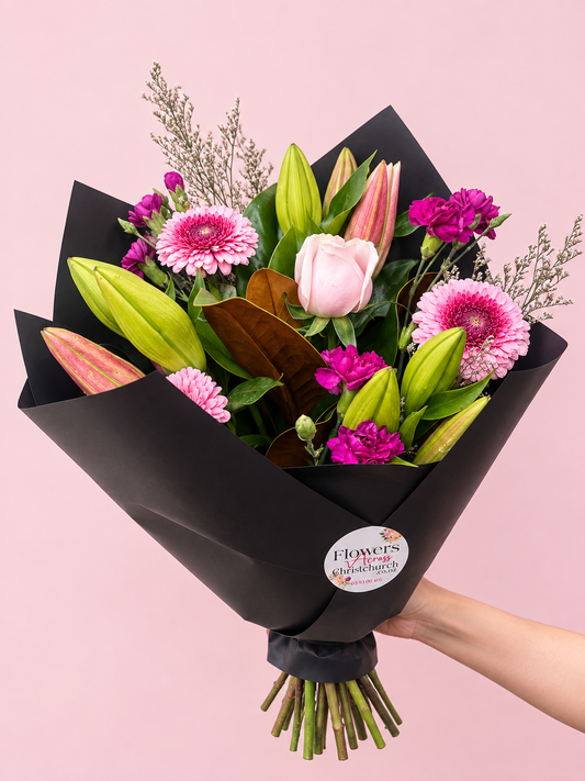 Graduation special flowers bunch