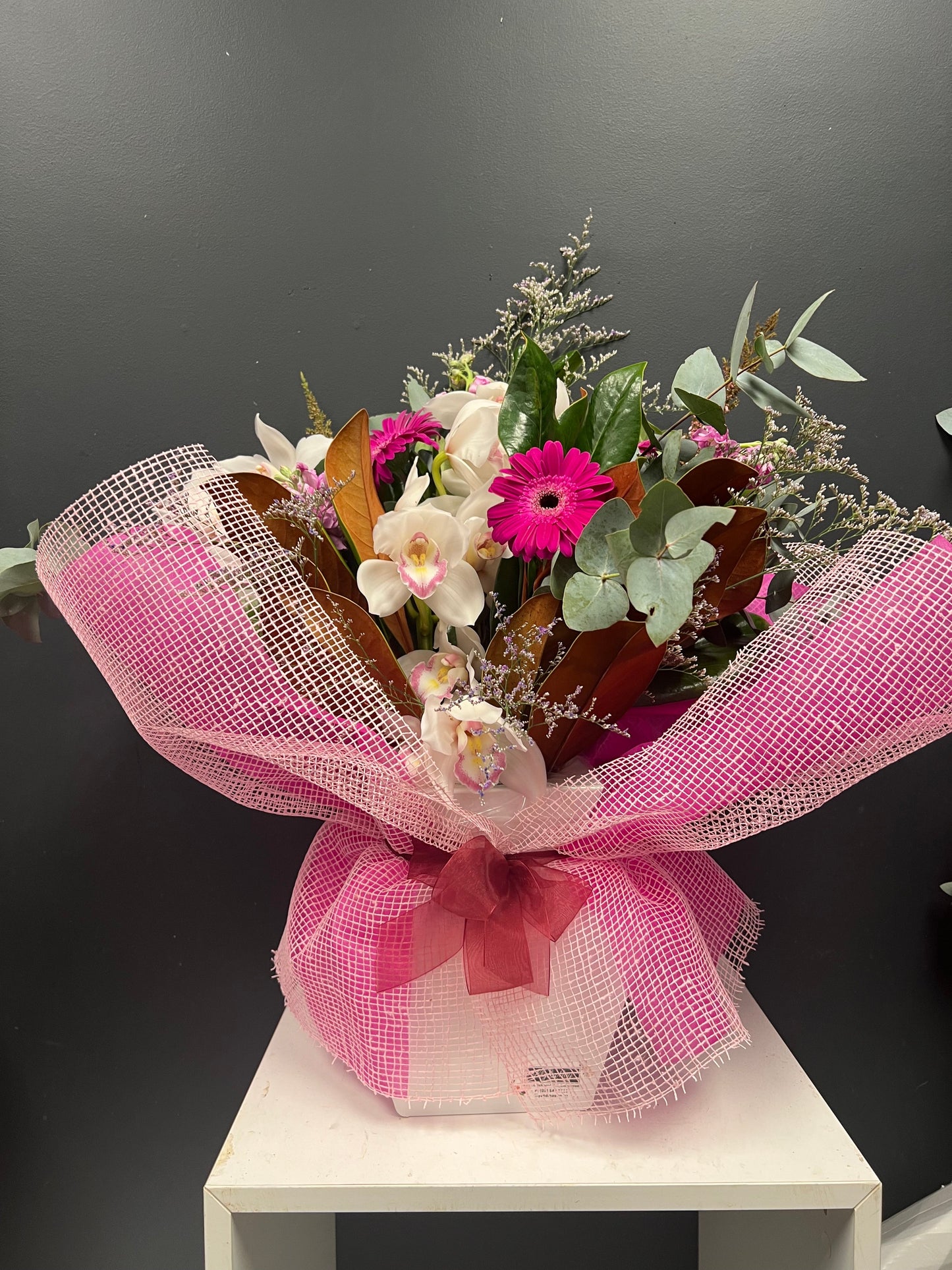 Paste front look range of medium Vox box